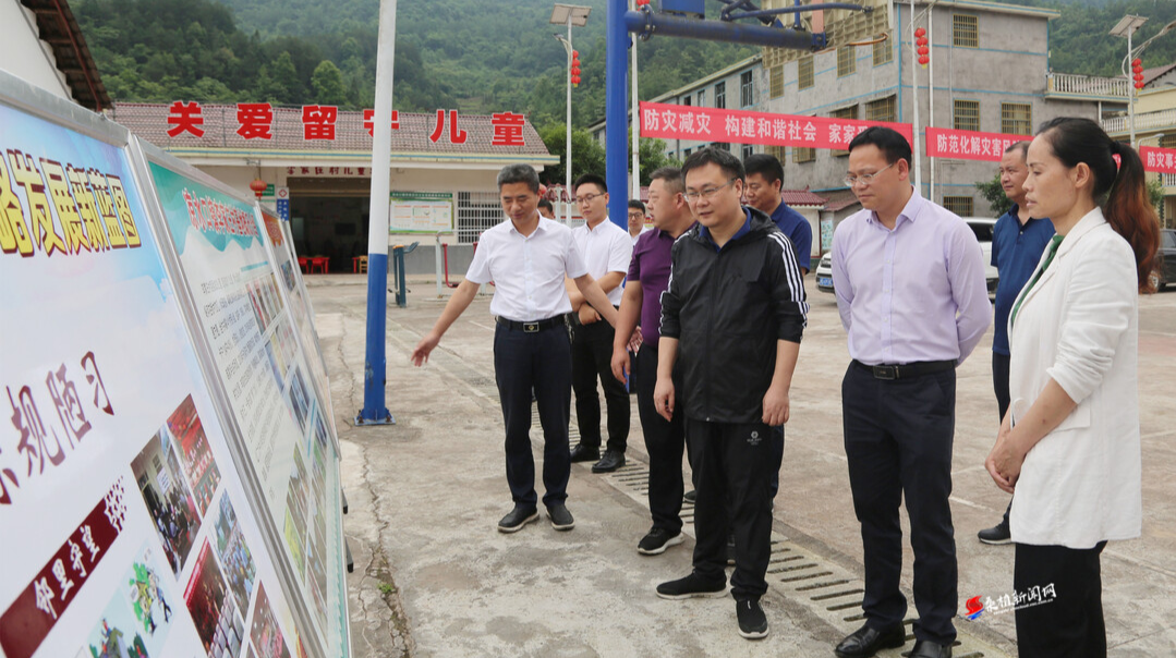 曹飞在乡镇调研时强调：夯实基础工作 发展富民产业 推动桑植高质量发展
