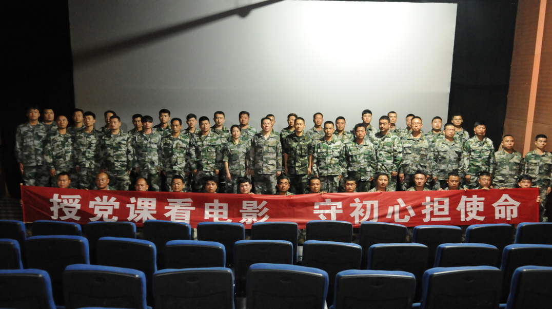 桑植县人武部开展“四个一”活动 提升民兵荣誉感