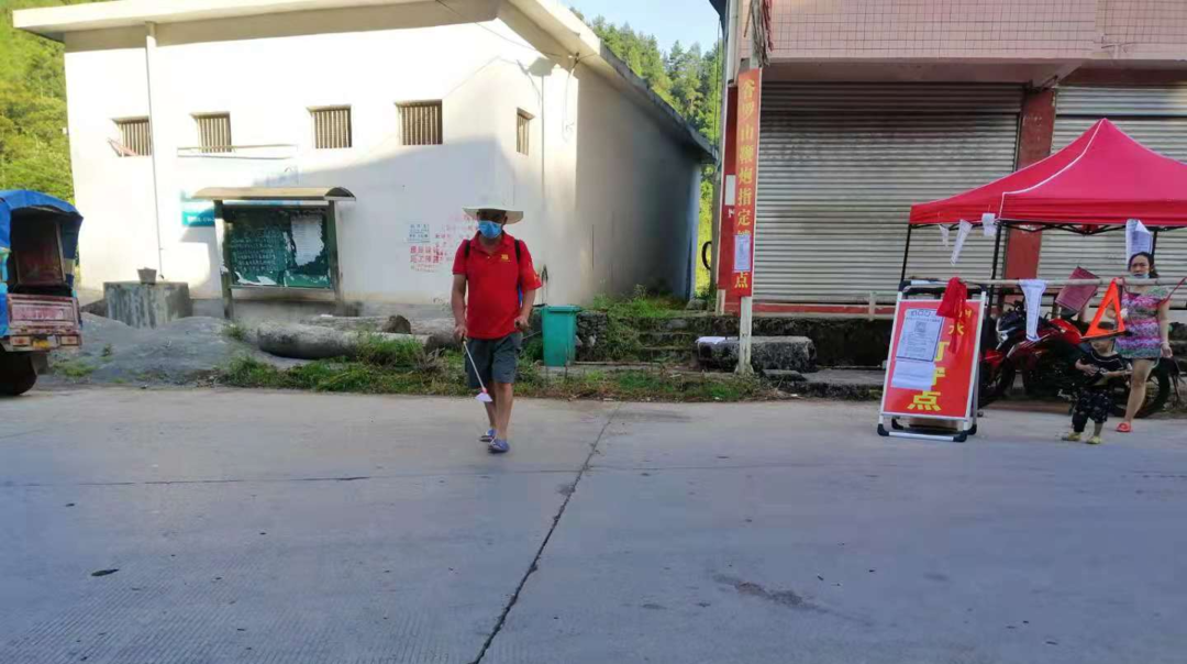 众志成城 抗击疫情丨桥自弯镇：携手防疫，共待秋风袭来云开“疫”散