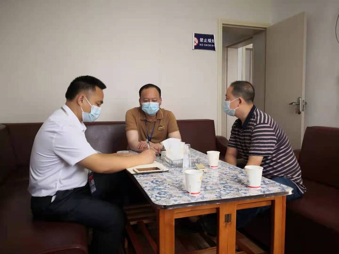 皮运舰到沙塔坪乡督导指导县乡两级人大换届选举工作