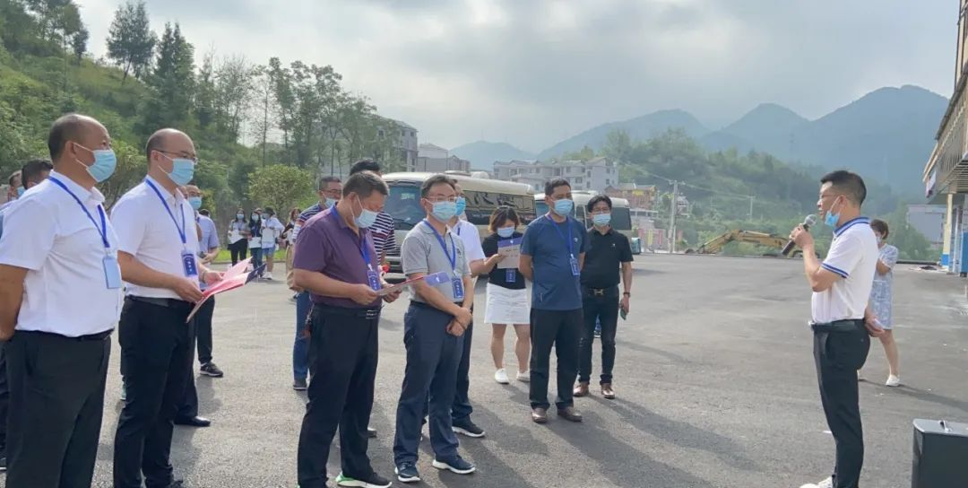 桑植县政协开展重点项目建设视察工作