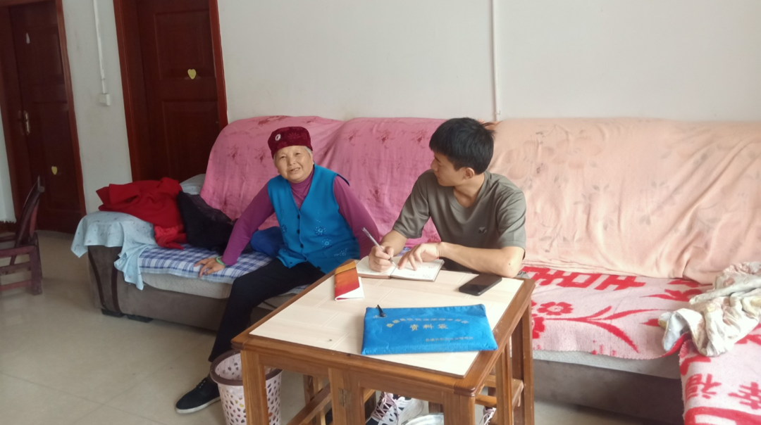 八大公山镇：“五个到户”访民情  架起党群“连心桥”