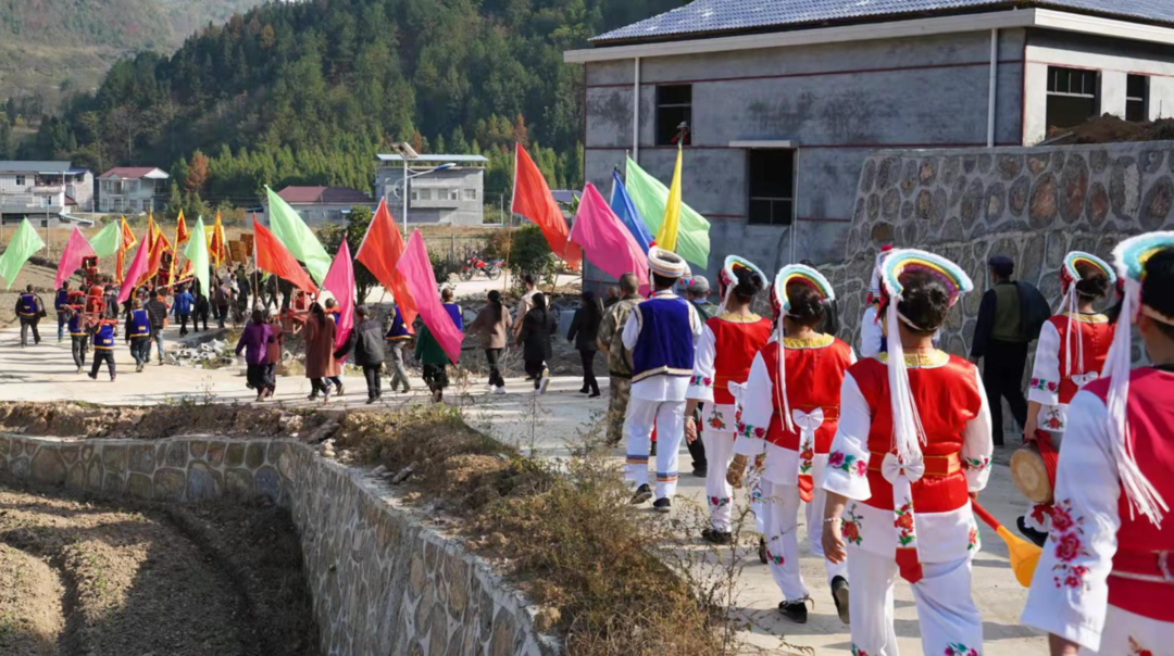 马合口白族乡麦地坪村举行白族游神活动