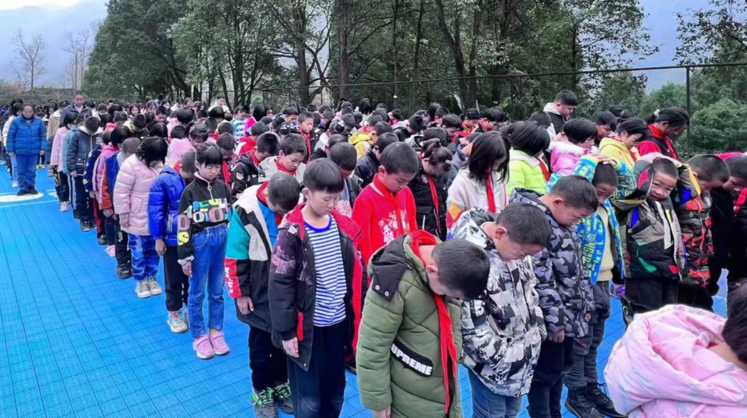 勿忘国耻——人潮溪学校举行国家公祭日活动