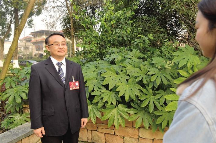 发挥“五大优势” 聚力打造“三区”——访市人大代表、桑植县人民政府县长梁高武