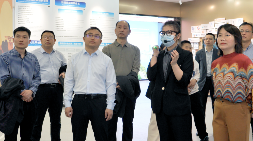 为了这件事，梁高武在湖南自由贸易试验区长沙片区考察