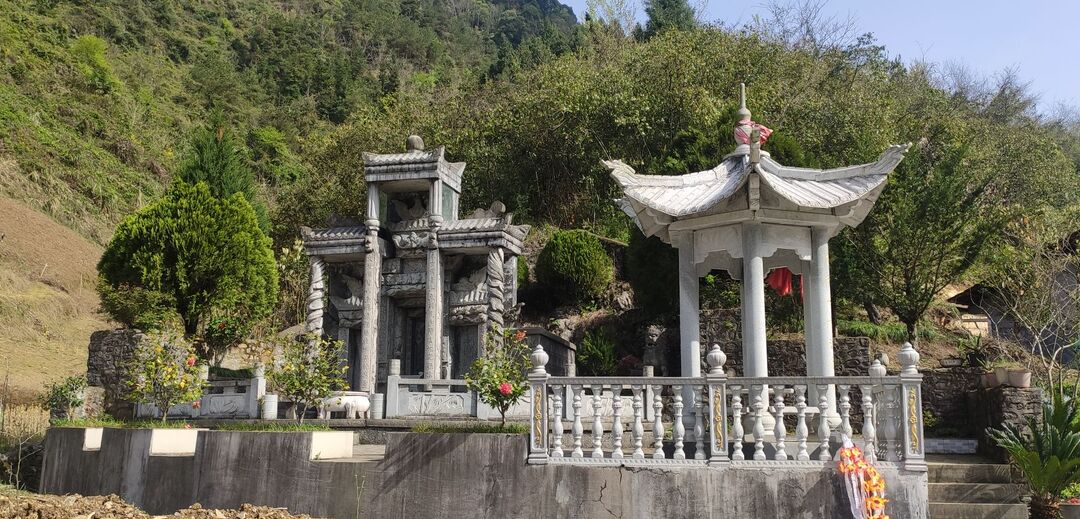 凉水口镇：生祭碑清零 倡文明殡葬