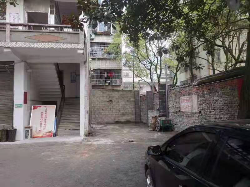 控违治违丨县城管局主动拆除本单位违法建设