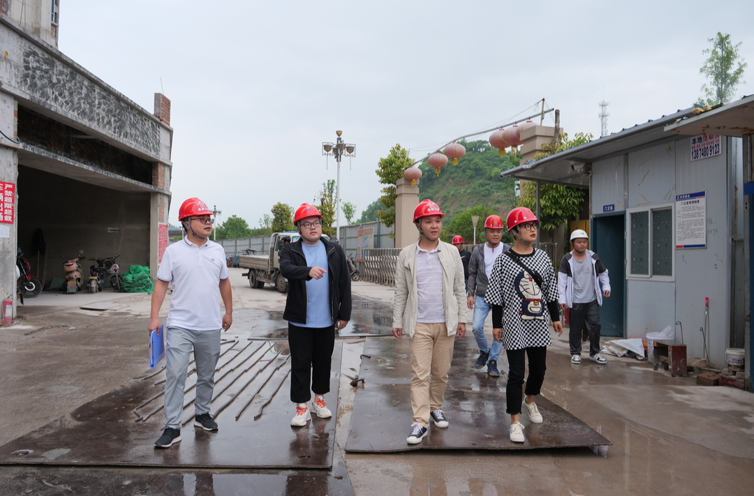 文明创建丨县住建局：严格落实“六个百分之百” 狠抓建筑工地扬尘治理