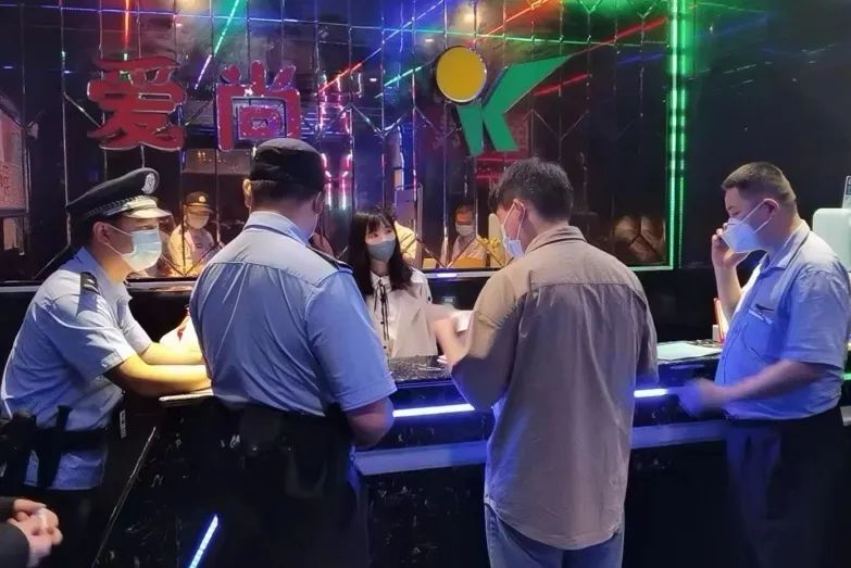 创先争优丨联合突击行动 提升人民群众安全感