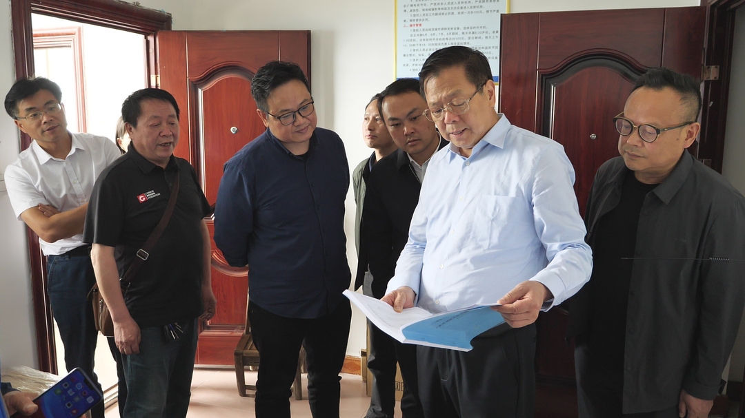 张严来桑调研广播电视安全生产工作