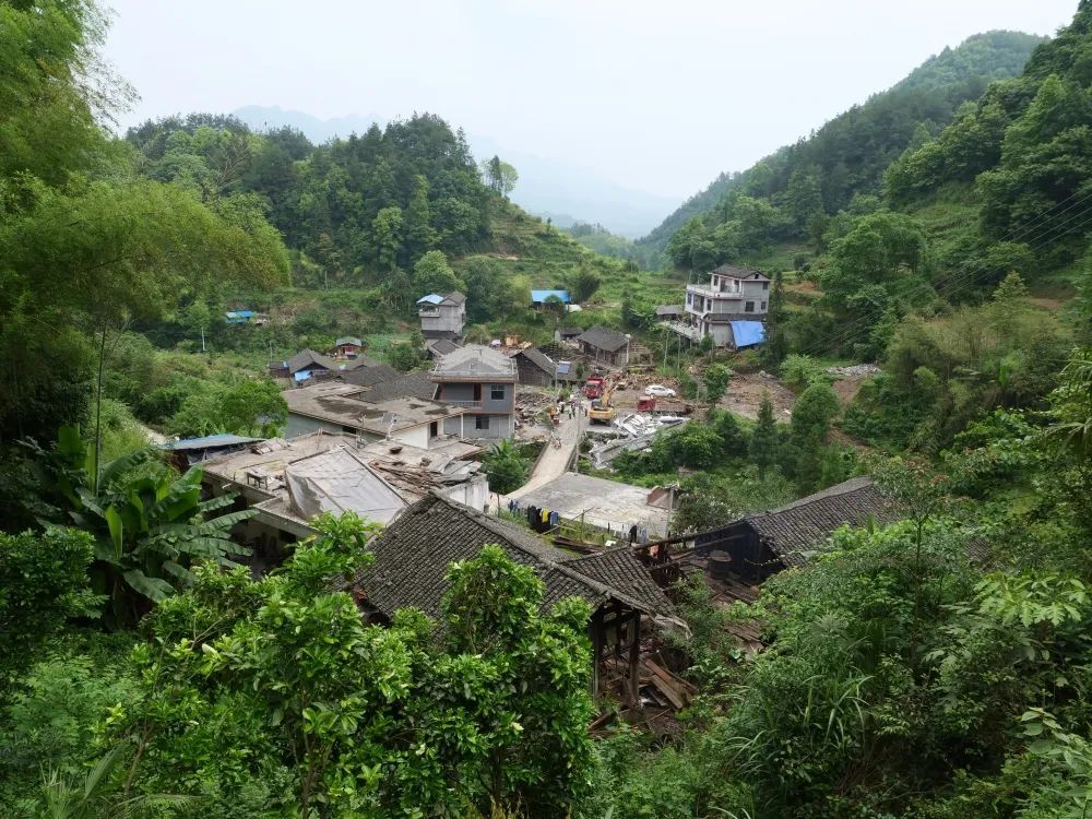 重点项目丨桑龙高速陈家河段梳子溪连接线征用土地拆迁顺利进行