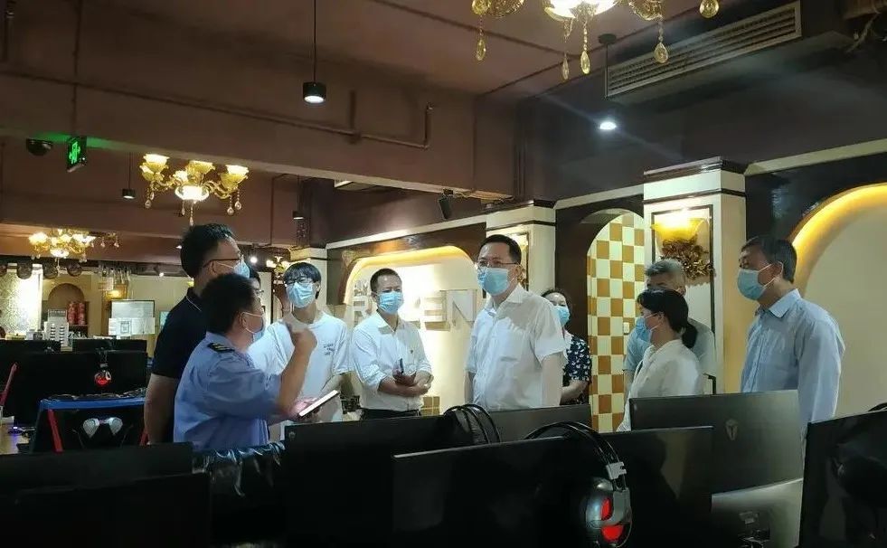 吴文海带队来桑开展“扫黄打非”暨安全生产检查工作