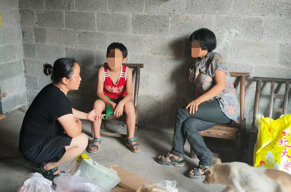 李海霞：群众眼中最亲、最近的村书记 孝老爱亲的好典范