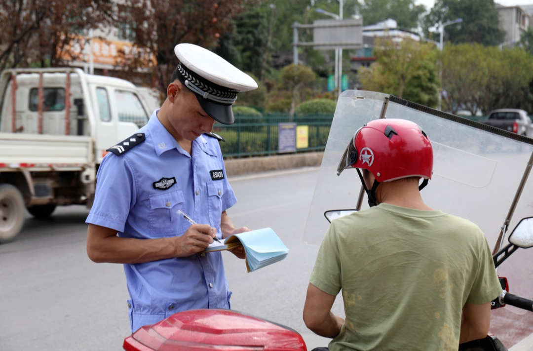 桑植县摩托车、电动车专项治理再行动！