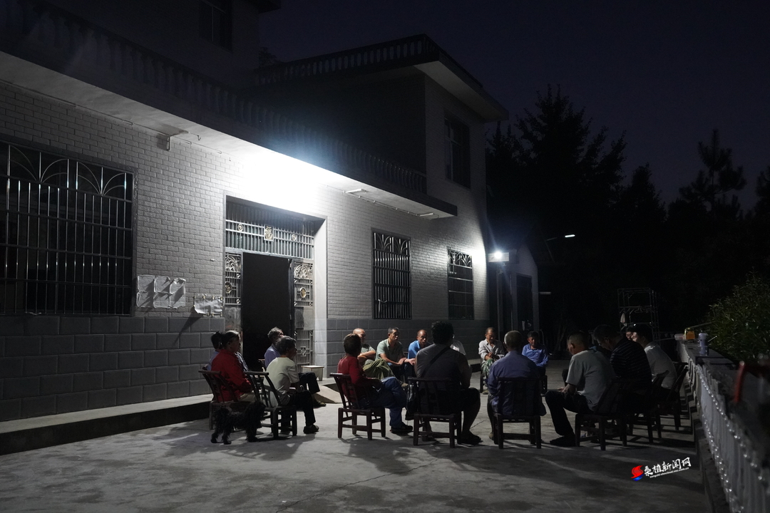 马合口白族乡梭子丘村：屋场会上话清廉