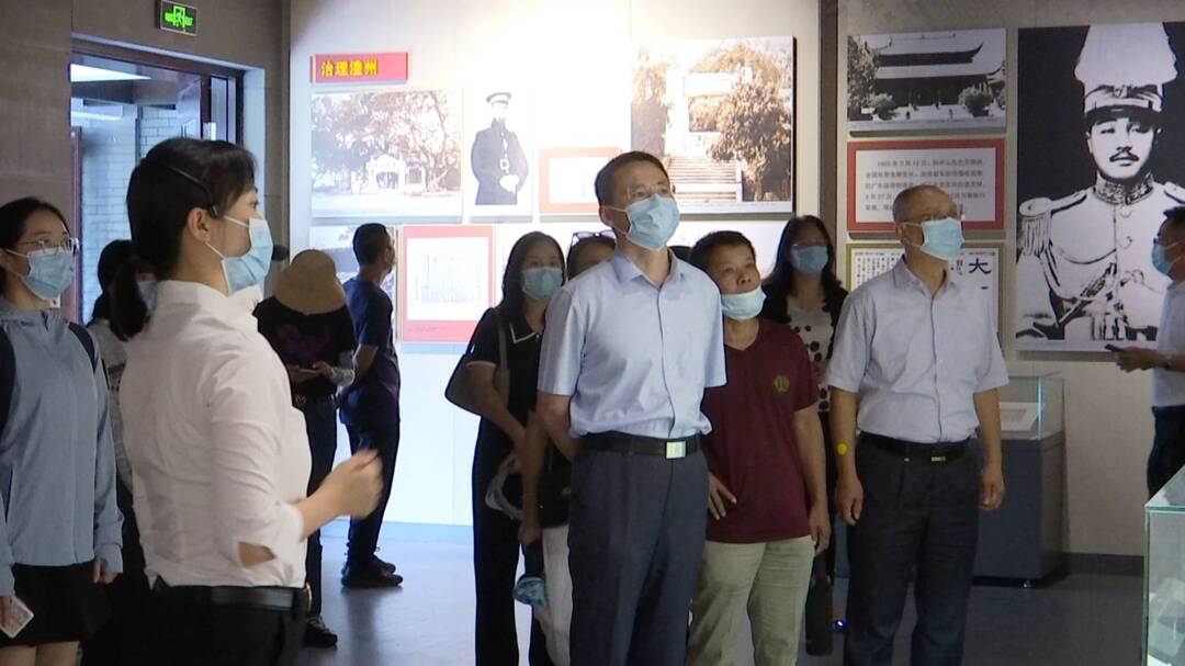 “品白茶 看气象”：中央媒体采访团走进桑植白茶基地