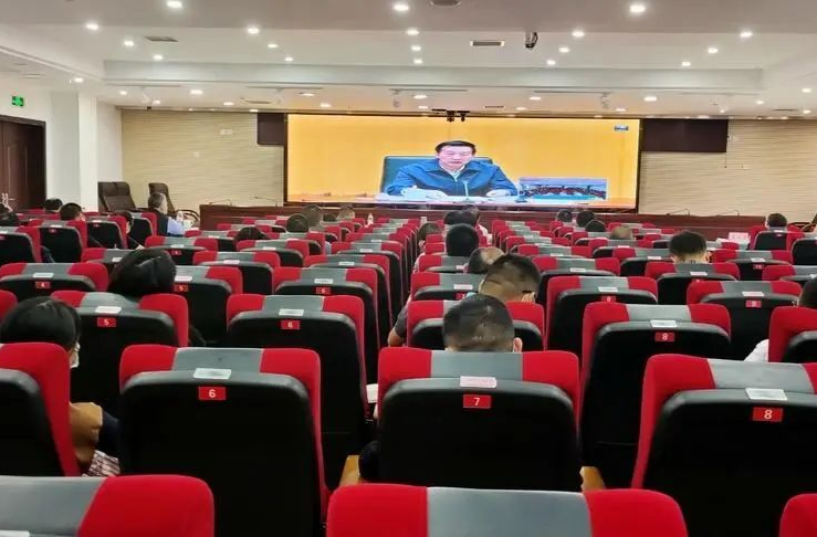 桑植县组织收听收看全国、全省安全生产电视电话会议