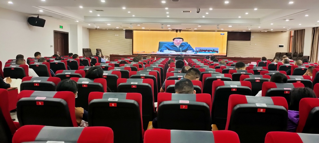 桑植县组织收听收看全国、全省安全生产电视电话会议