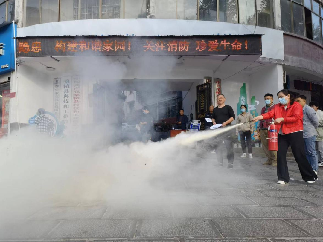 县科工局开展突发性公共安全应急演练