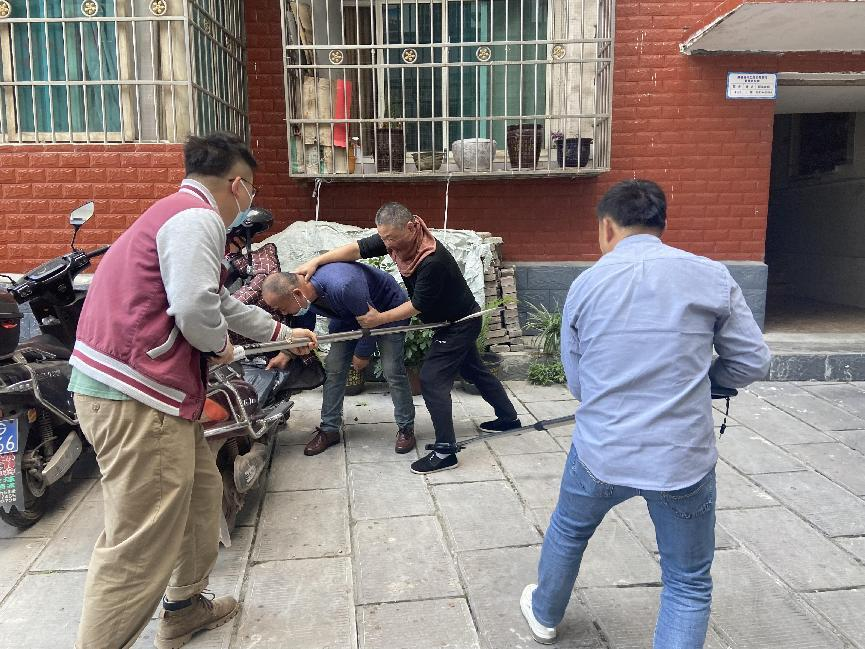 县科工局开展反恐防暴安全演练