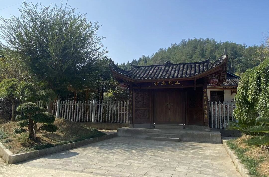 乡村振兴看桑植丨马合口白族乡自生桥村：扎实推进人居环境整治  让乡村美丽蝶变