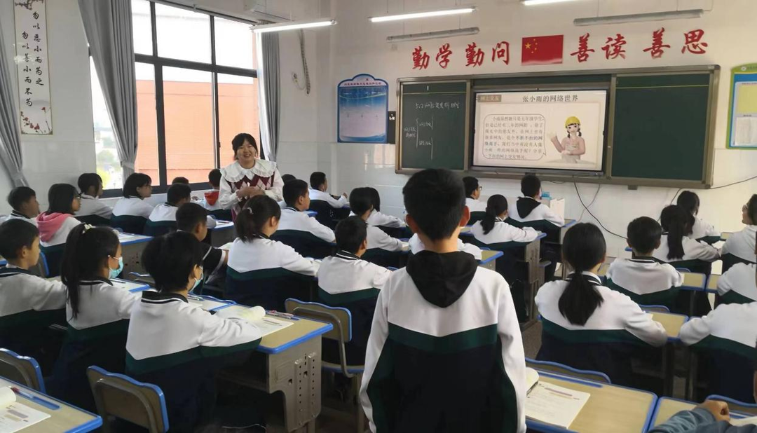 桑植县教育局：六大片区举行课堂教学比武复赛