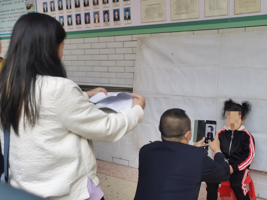 上门办理身份证 贴心服务暖人心