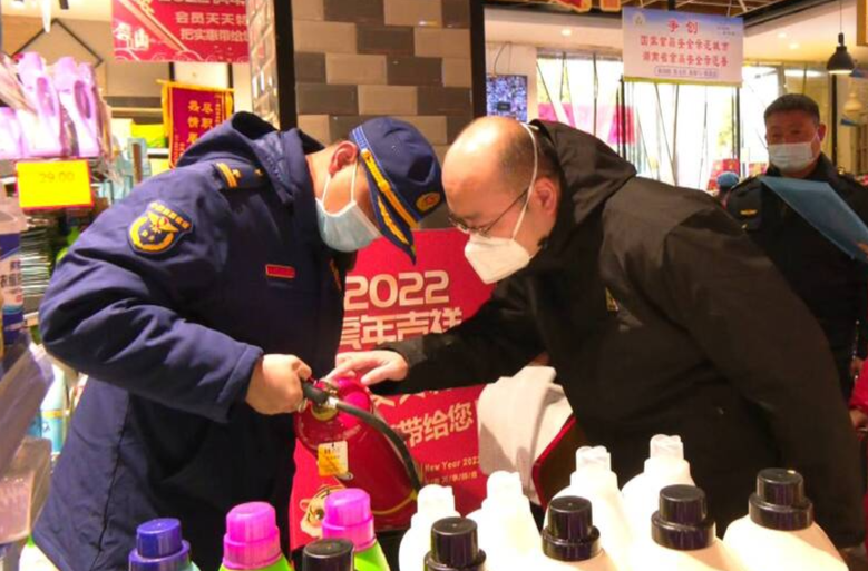 县商贸安全专业委员会开展2023年一季度安全生产督查检查