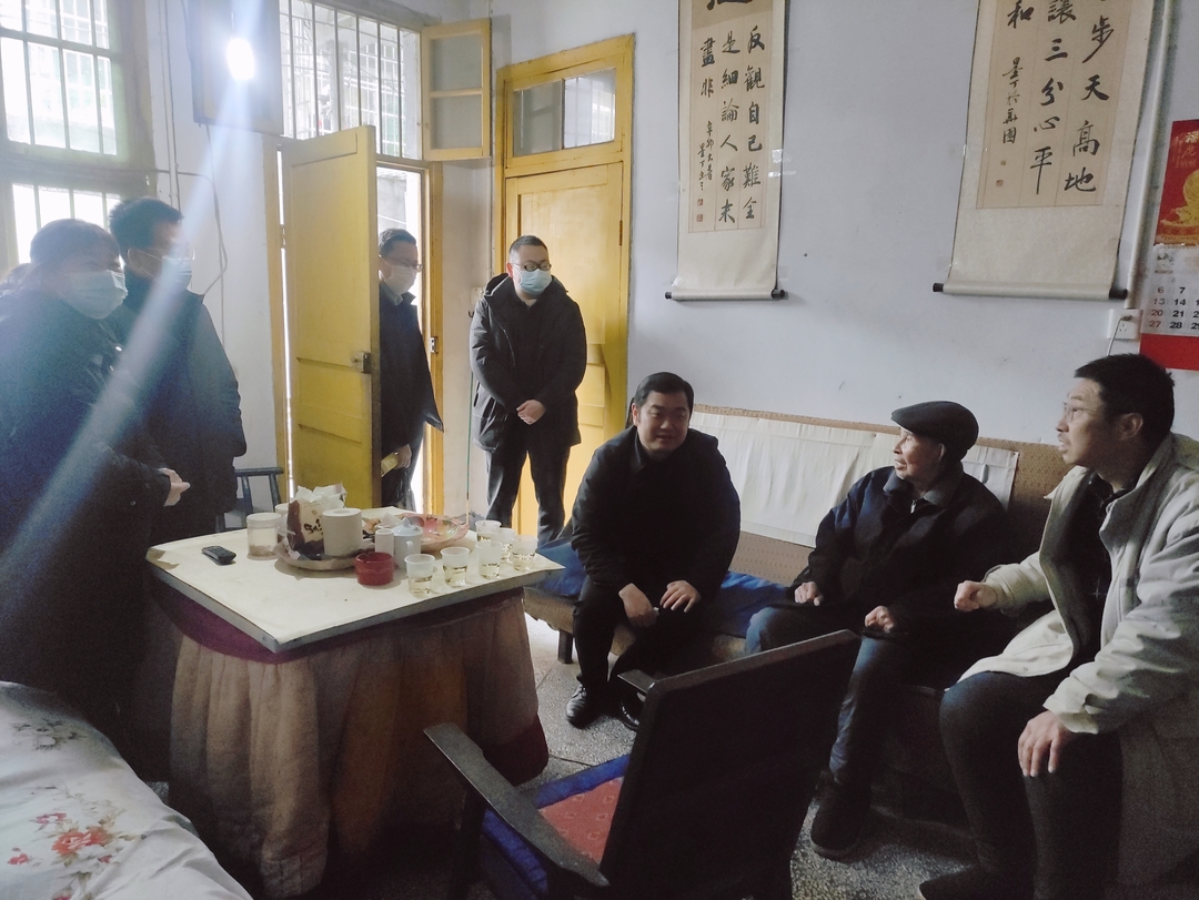 张冲带队开展春节前走访慰问活动