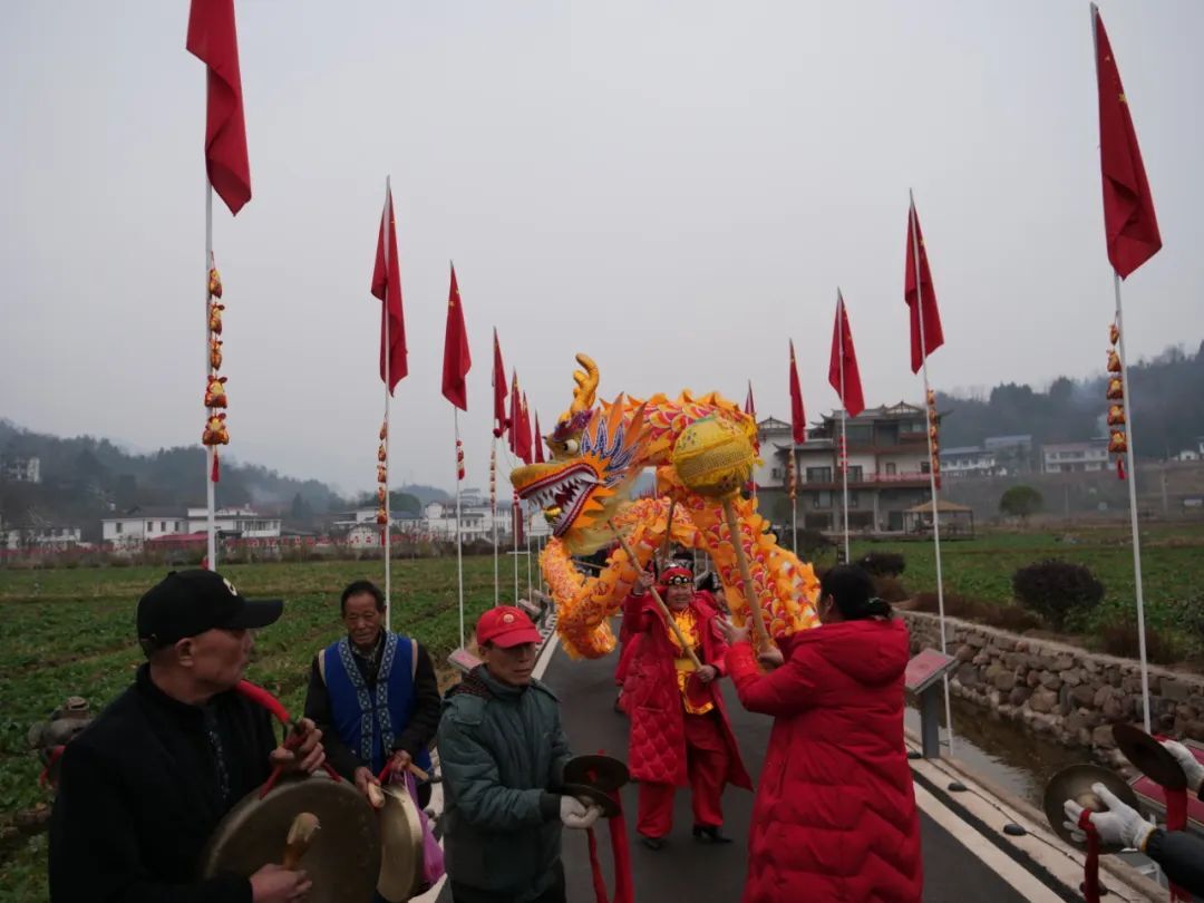 新春走基层 | 民歌寨里年味浓