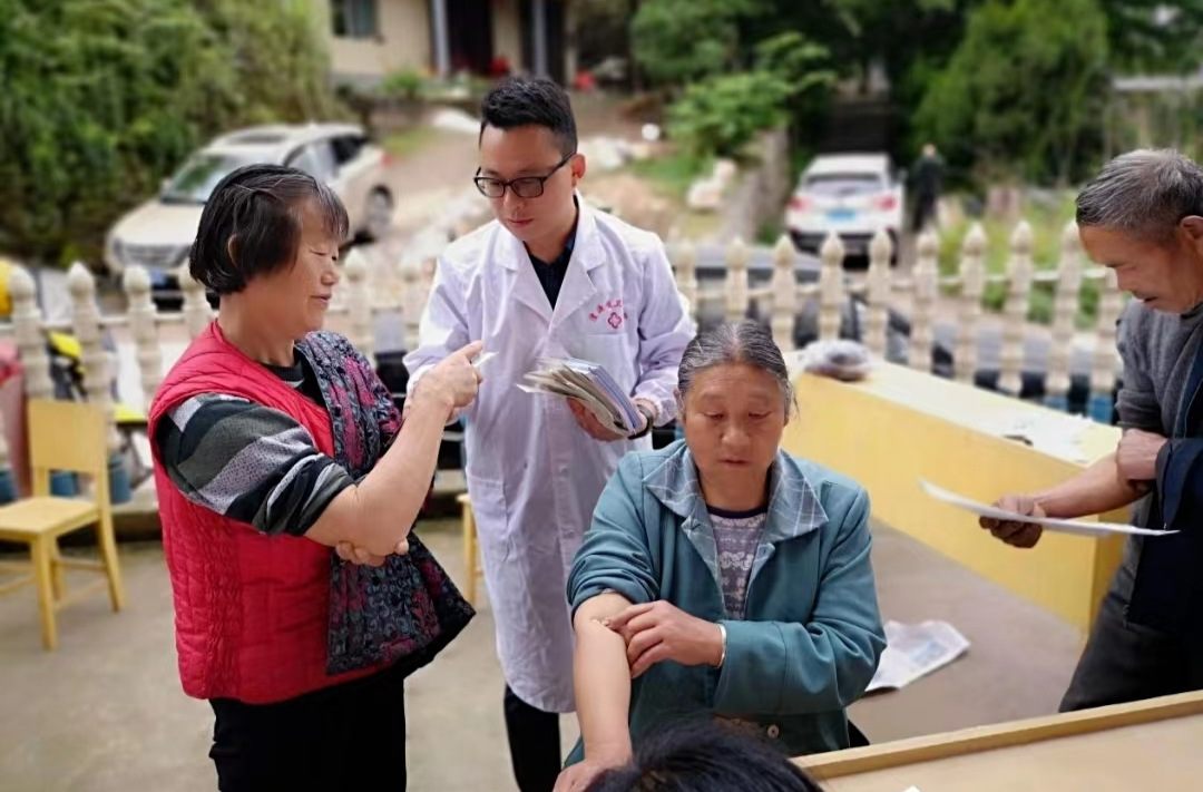 深化医改不止步 真抓实干再向前  着力打造医疗卫生一体化改革“桑植模式”