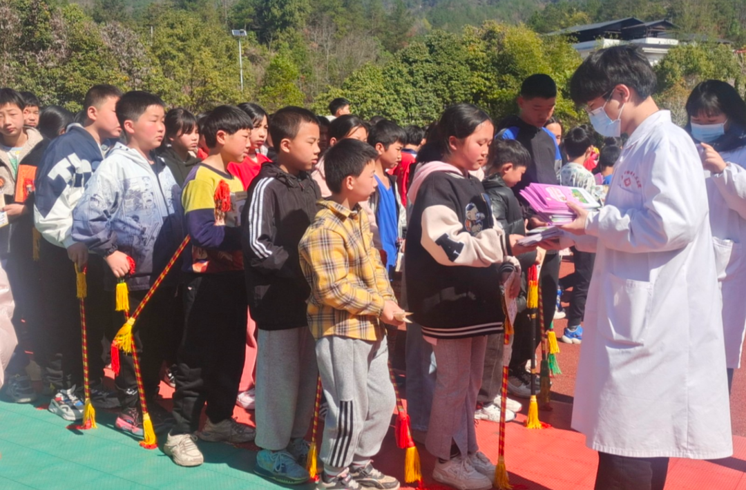 马合口学校：防守春季传染病  守护学生健康