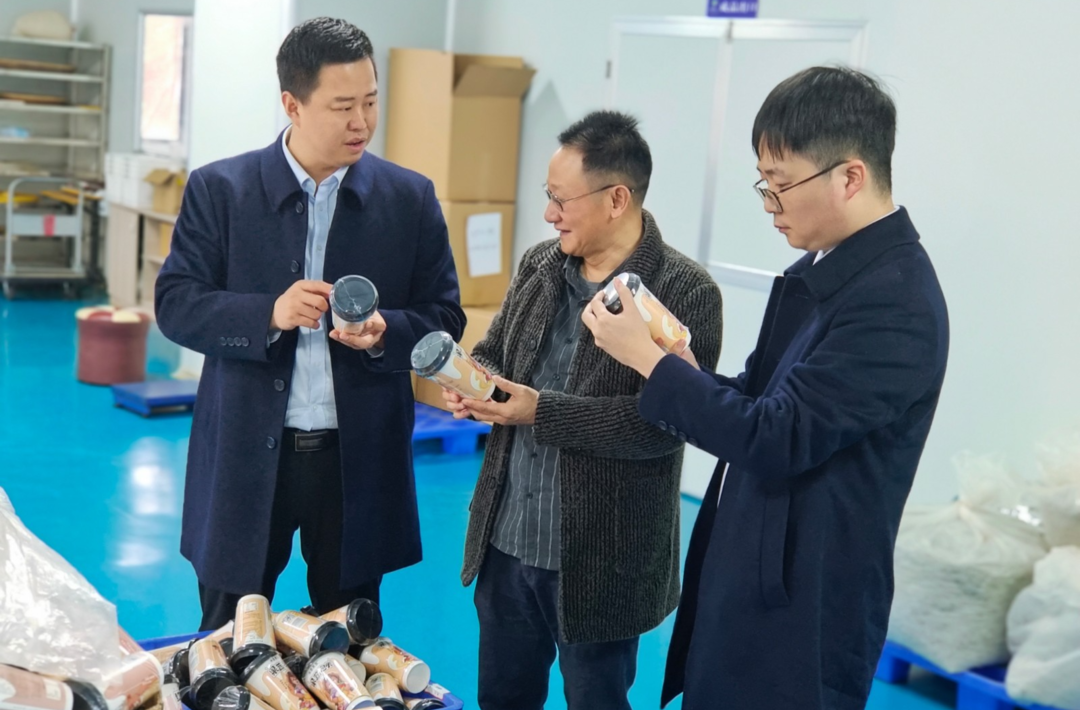 桑植农商银行：引金融“活水”  飘一方茶香