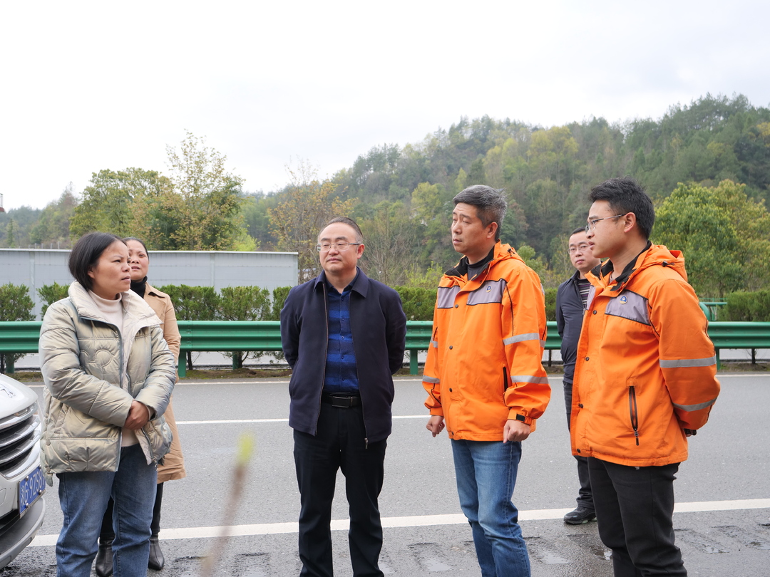 省人大代表现场视察代表建议办理工作
