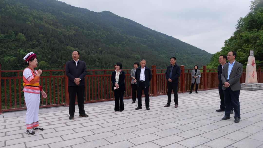 文富恒来桑开展民族地区文旅融合发展情况调研