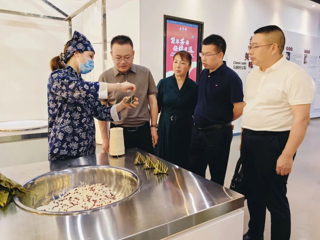 张金华赴浙江五芳斋开展招商引资工作