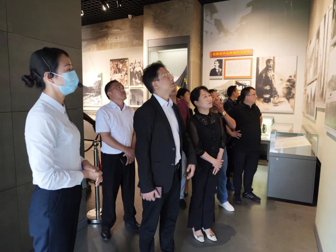 湖南潇湘电影集团来桑调研红色影视文旅项目