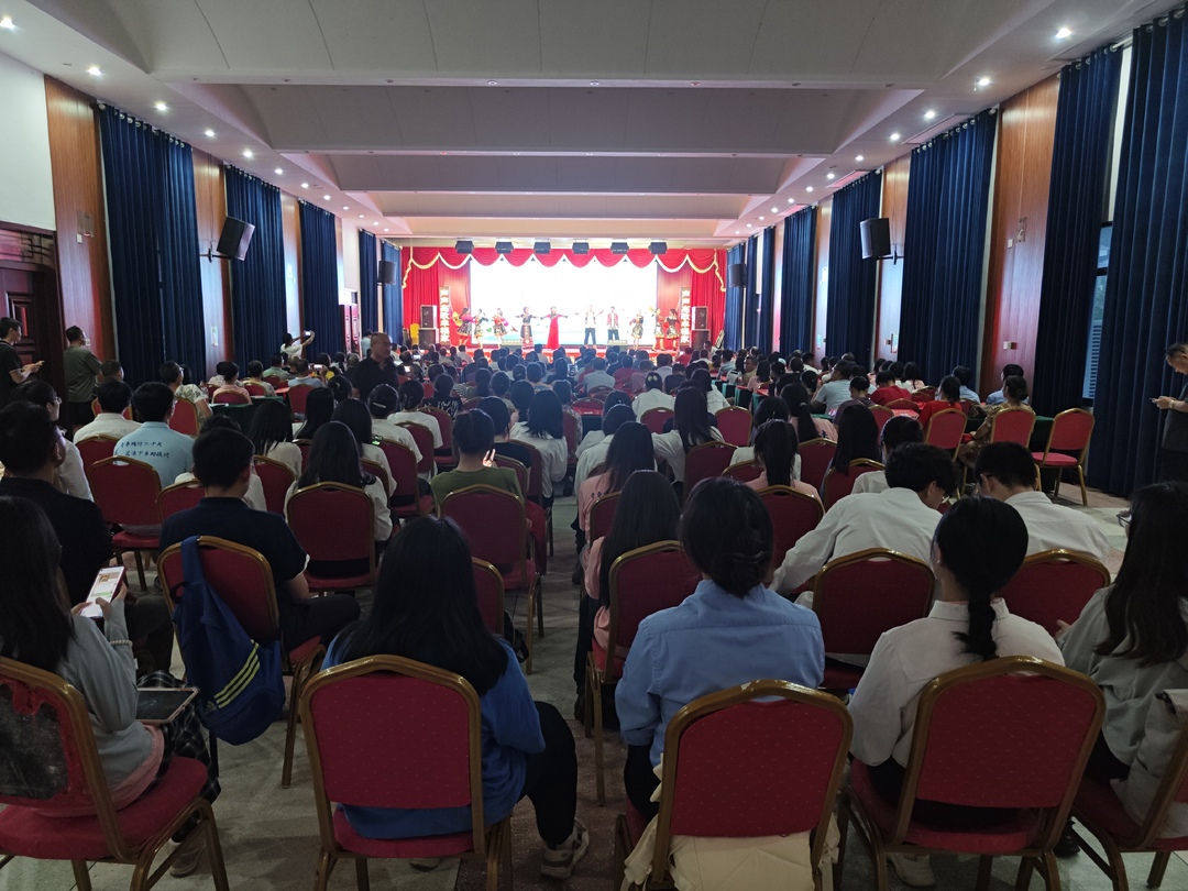 长沙理工大学在桑举办普法宣传社会实践活动汇报演出