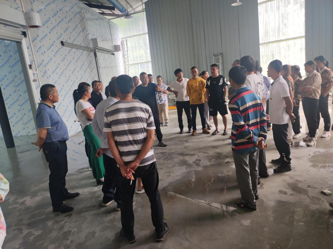 上洞街乡赴湖北恩施考察富硒产业