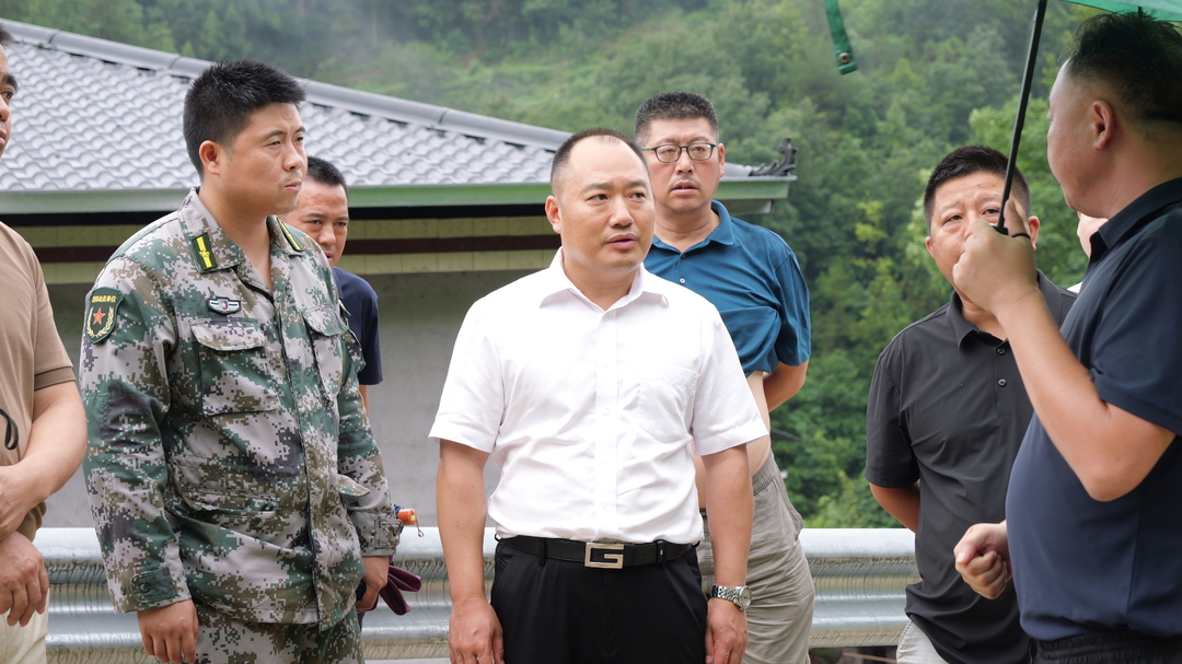 又一紧急避险成功案例！梭子丘村突发山体滑坡 6户村民安全转移
