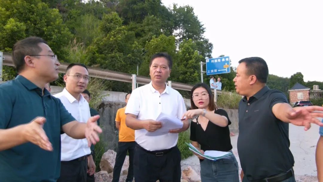 袁侃夫来桑植县开展水利工作督查