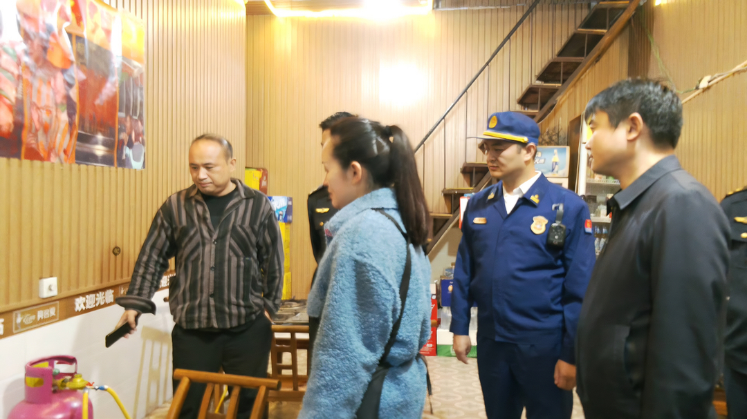 桑植县开展城镇燃气安全专项整治联合执法