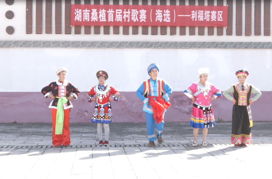 村歌赛进行时：百姓唱出乡村特色 舞出民间风采