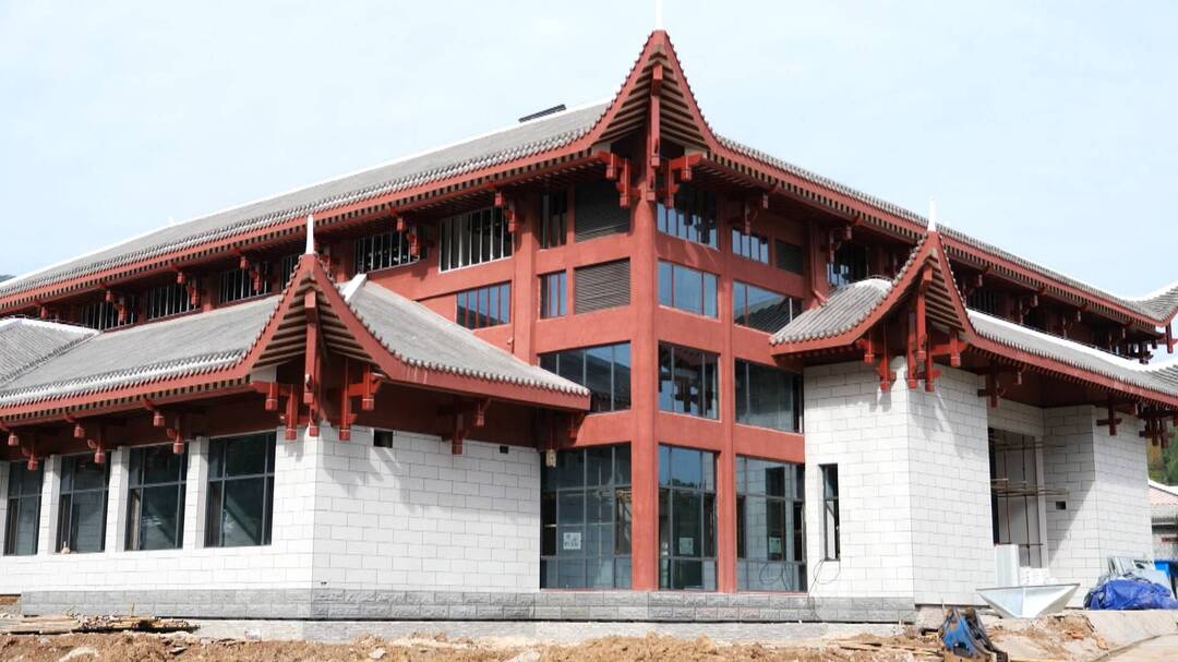 贺龙文物保护利用中心项目进入装饰装修阶段，预计明年3月开放！