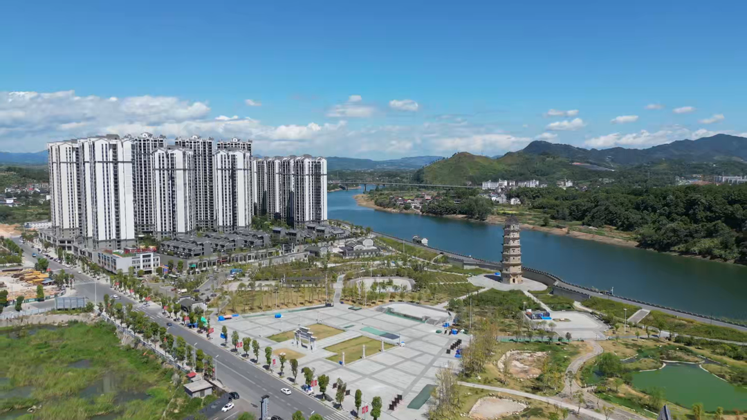 “探寻世遗之地 解密茶寿之乡”全省新闻战线青年编辑记者代表新化采风采访活动启动