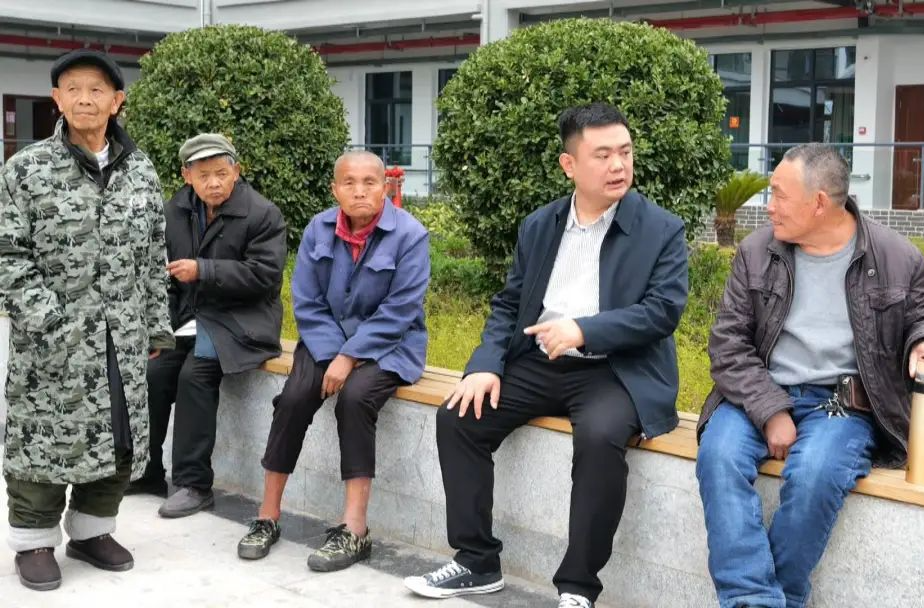 政协委员风采丨谷成波：不忘初心 做好关爱特殊群体的“接班人”