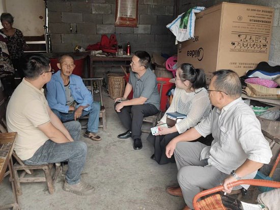 瑞塔铺小学：宣传资助政策  暖心助力成长