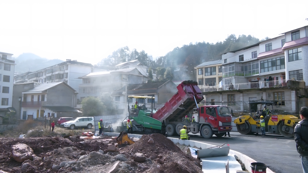 韦克修调研洪湖路项目建设推进情况