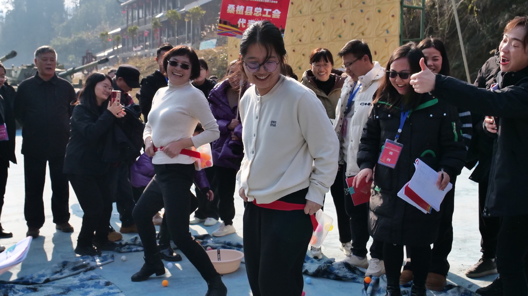 张家界市县（区）总工会系统第三届职工运动会在桑举行